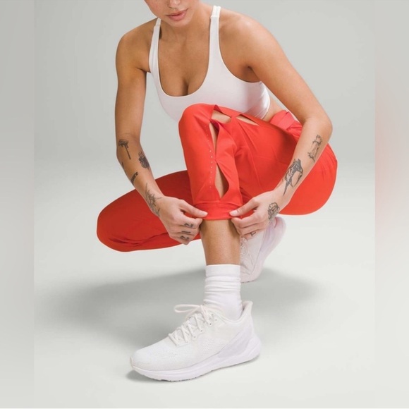 Lululemon adapted state high-rise jogger *Air flow solar orange  sz 4 NWOT. - Picture 4 of 16